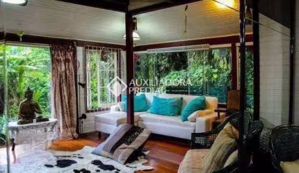 Casa com 3 quartos à venda na Servidão Quebrada do Sol, 90, Lagoa da Conceição, Florianópolis, 180 m2 por R$ 1.200.000