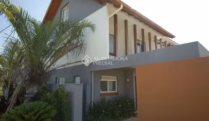 Casa em condomínio fechado com 3 quartos à venda na Rua Sagrado Coração de Jesus, 811, Morro das Pedras, Florianópolis, 117 m2 por R$ 1.479.000