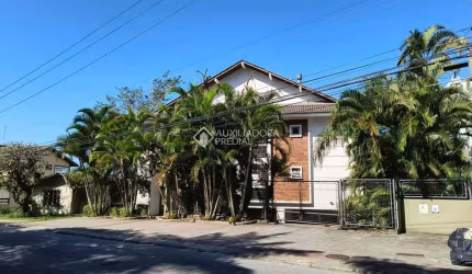 Apartamento com 2 quartos à venda na Rua Laurindo Januário da Silveira, 925, Lagoa da Conceição, Florianópolis, 142 m2 por R$ 1.199.000