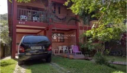 Casa com 4 quartos à venda na Rua Inério Joaquim da Silva, 834, Pântano do Sul, Florianópolis, 200 m2 por R$ 1.279.000