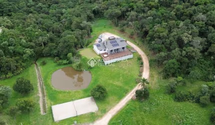 Casa em condomínio fechado com 3 quartos à venda na Clara Schmitz Pitz, 94, Invernadinha, Rancho Queimado, 237 m2 por R$ 2.350.000