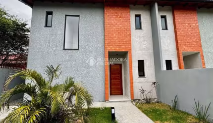 Casa com 2 quartos à venda na Servidão Rosalina Amélia dos Santos, 675, São João do Rio Vermelho, Florianópolis, 180 m2 por R$ 515.001