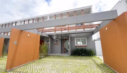 Casa em condomínio fechado com 3 quartos à venda na Rua Sagrado Coração de Jesus, 811, Morro das Pedras, Florianópolis, 96 m2 por R$ 1.272.000
