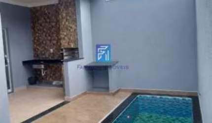 Casa a venda com 3 domitórios sendo 1 suíte em Santa Cecília