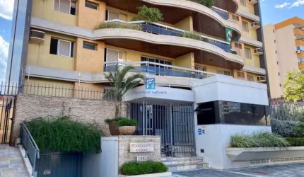 Apartamento 3 dormitórios com 2 vagas no Centro de Ribeirão
