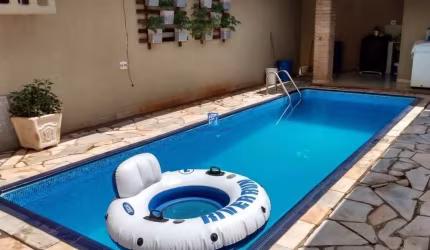Casa a venda com 3 suítes na Ribeirânia