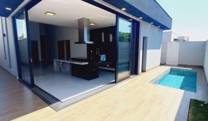 Casa a venda com 3 suites no Condomínio Portal da Mata