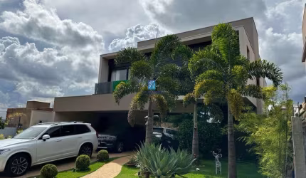 Sobrado a venda com 3 suítes no Condomínio Alto do Castelo