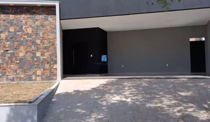 Casa térrea a venda com 3 suítes Condomínio Vista Bella
