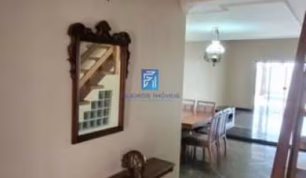 Casa a venda com 4 dormitórios sendo 3 suítes na City