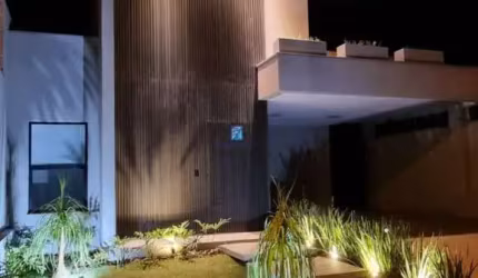 Sobrado a a venda com 4 suítes no Condomínio Vila Romana 2