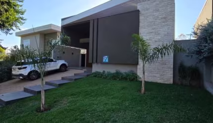 Casa térrea a venda no Condomínio Reserva Santa Luísa