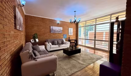 Casa à venda na Avenida Santa Luzia, Jardim Sumaré