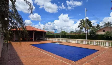 Casa à venda no Condomínio Village 1 - Jardinópolis