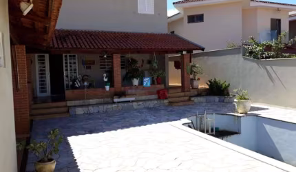 Lindo Sobrado 3 dormitórios Com Piscina e Churrasqueira - Ba