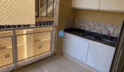 Apartamento  com 2 suítes e quintal a venda no Jd Botânico