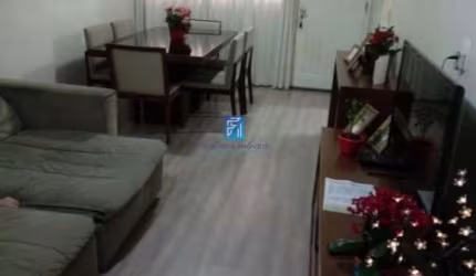 Casa a venda com 3 dormitórios sendo 1 suíte no Condomínio V