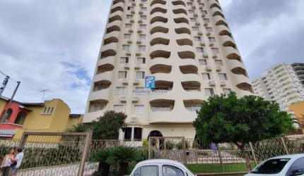 Apartamento a venda 3 dormitórios no Centro