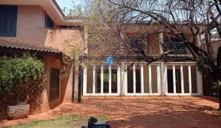 Sobrado à venda com 5 dormitórios sendo 3 suítes Cond Reside
