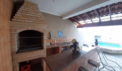 Sobrado a venda com 4 dormitórios sendo 1 suíte no Residencial Flórida