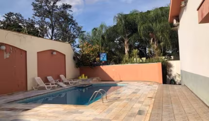 Belíssima Casa com área de lazer JD São Luiz com 4 dormitórios