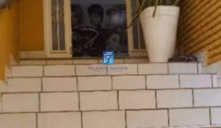 Casa comercial a venda no Centro