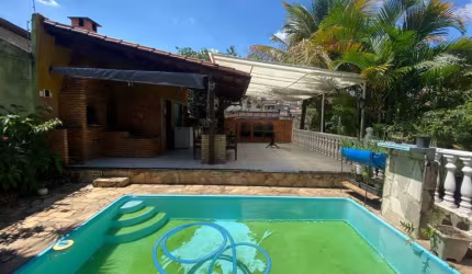 Casa com 6 quartos à venda em Belo Horizonte