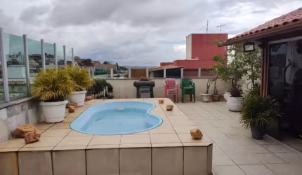 Cobertura com 4 quartos à venda em Sabará