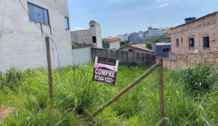 Lote / Terreno à venda em Contagem