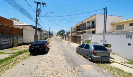 Lote / Terreno à venda em Contagem