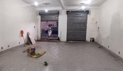Loja / Salão / Ponto Comercial para alugar em Contagem