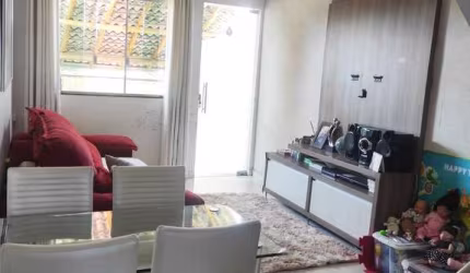 Casa Geminada com 2 quartos à venda em Contagem