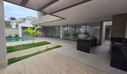 Casa 4 quartos (all suítes) para vender no Recreio dos Bandeirantes