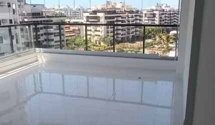 Apartamento à venda no Playa Barra com 3 Suítes, 3 Banheiros e 117m².