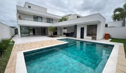 Casa Duplex no Alphaville de 600m² à venda com 5 Suítes e 5 garagens.