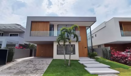 Casa Duplex no Alphaville de 650m² à venda com 5 Suítes, 7 Banheiros e 3 Vagas.