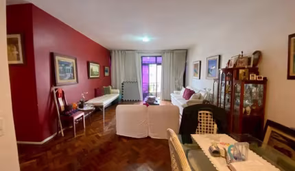 Apartamento à venda localizado na Rua Bulhões de Carvalho, 4 Quartos; 2 suites; 2 Vagas. Copacabana, Metro General Osório.