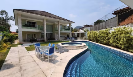 Casa Duplex de 650 m² com 4 Suítes e 3 Banheiros à venda no Porto dos Cabritos Barra da Tijuca