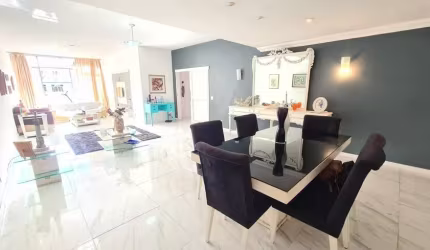 Apartamento à venda localizado na Avenida Oswaldo Cruz, 4 Quartos; 1 suite; 1 Vaga. Bairro Flamengo.