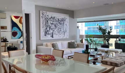 Apartamento reformado com Vista Mar e 3 Quartos à venda no Palais de Nice Barra da Tijuca