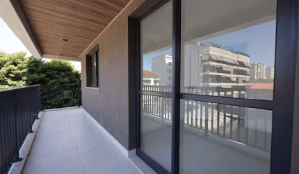 Apartamentos com 3 quartos para vender na Tijuca, Condomínio One Tijuca, 3 quartos; 1 suite; 1 vaga; localizado na rua Marques de Valença