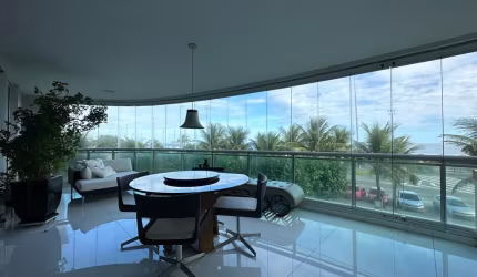 Apartamento Frontal ao Mar com 4 Suítes à venda no Les Résidence de Mônaco