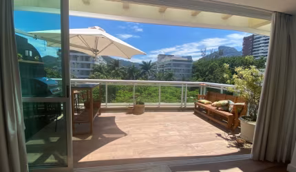 Apartamento de Andar Alto à venda no ABM com 2 Quartos