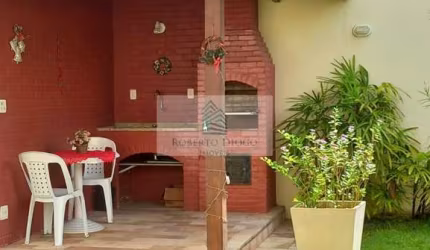 Imperdível: Casa em Condomínio de Luxo na Taquara, Rio de Janeiro-RJ! 3 quartos, 1 suíte, 1 sala, 2 vagas de garagem, 275m².