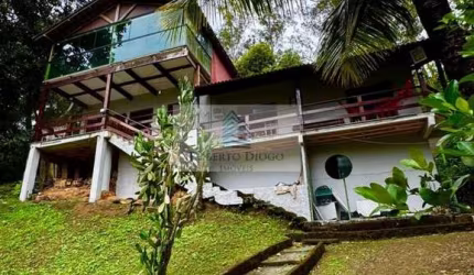 Casa de luxo em condomínio no Camorim, Rio de Janeiro - 3 quartos, 3 suítes, 11 salas, 5 banheiros - 300m² de área.