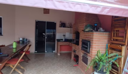 Lindo Sobrado alto Padrão Centro de Lindóia