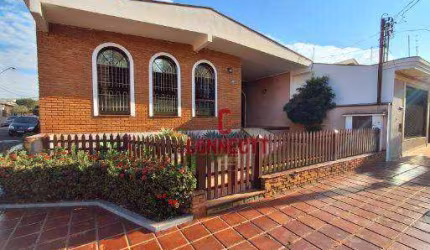 CASA 4 QUARTOS COM 300M²
