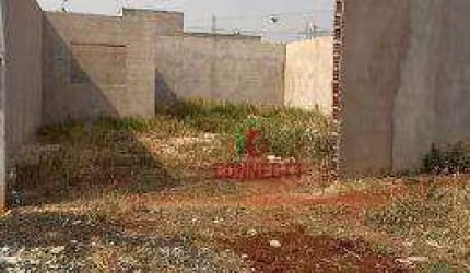 TERRENO DE 220m²  COM FUNDAÇÃO PRONTA