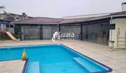 Casa no Centro de Guaramirim -21