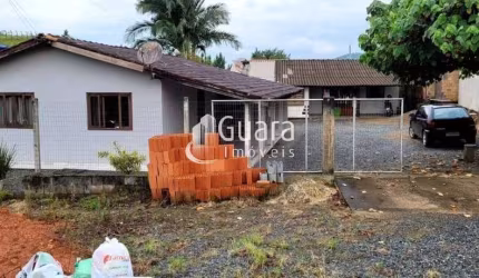Casa Caixa da Agua em Guaramirim